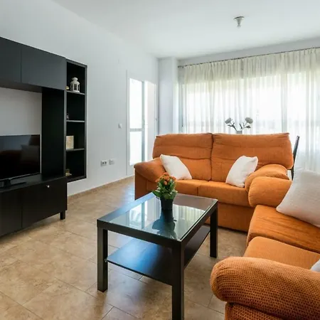 Apartmán Comfortable, Close To The Beach, Pool, New, Paddle