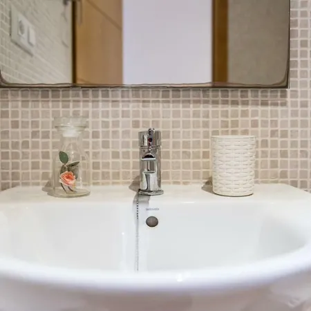 Comfortable, Close To The Beach, Pool, New, Paddle *