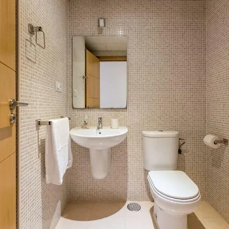 Apartmán Comfortable, Close To The Beach, Pool, New, Paddle *